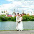 Молодые после росписи в ЗАГС Измайловский кремль